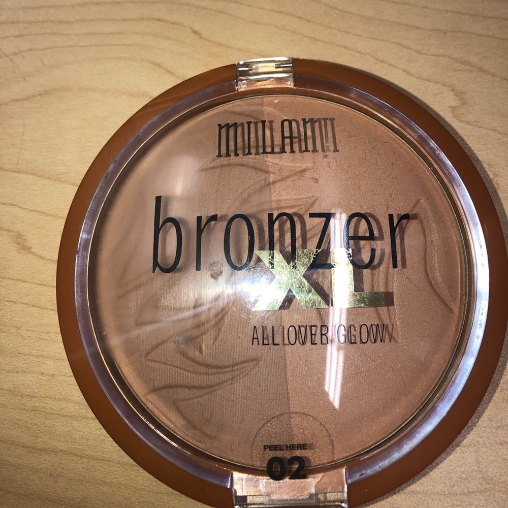 Milani bronzer